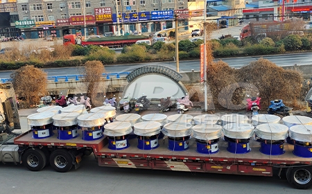 內蒙烏蘭察布客戶訂購的直徑600mm漿液篩發(fā)貨